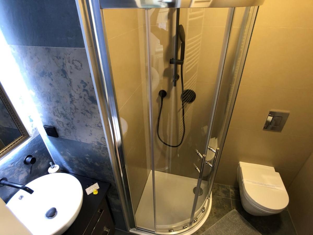 Apartment Zagreb Jacuzzi Luaran gambar